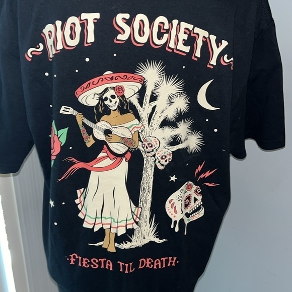 Fiesta Til Death Skull Mens T-Shirt size Large.  Excellent Condition. - Picture 6 of 7